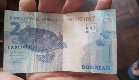 Nota de dois reais com erro de fabrica